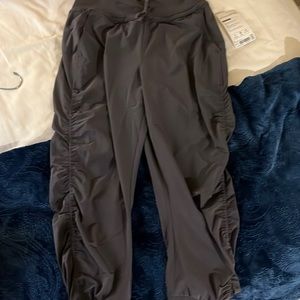 Athleta Attitude Crop Pant